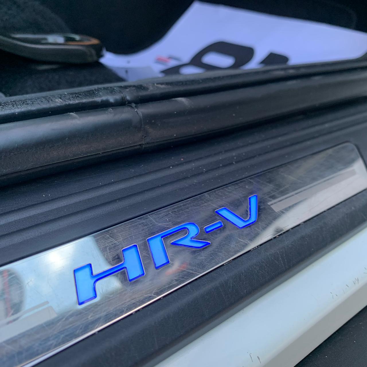 HONDA         HR-V