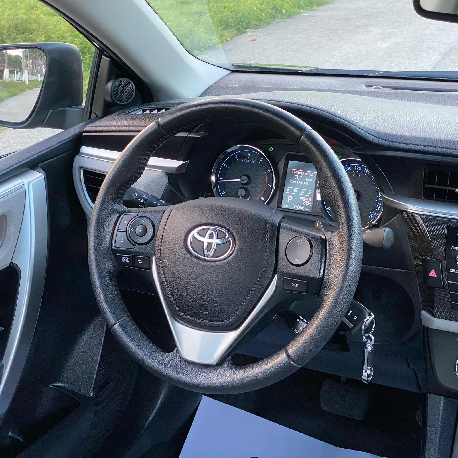 TOYOTA         COROLLA
